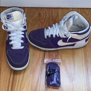 Nike Men’s High Top Purple Sneakers